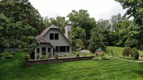 Exterior - 2709 Sterling Dr, Mchenry, IL 60050 photo 6 of 16