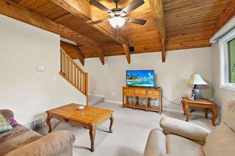 Living - 2709 Sterling Dr, Mchenry, IL 60050 photo 8 of 9