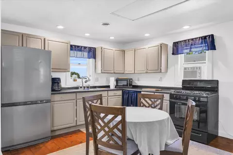 313 E Oliver St, Mansfield, IL 61854 photo 9