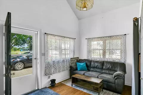 313 E Oliver St, Mansfield, IL 61854 photo 5