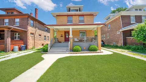 811 S 6th Ave, Maywood, IL 60153
