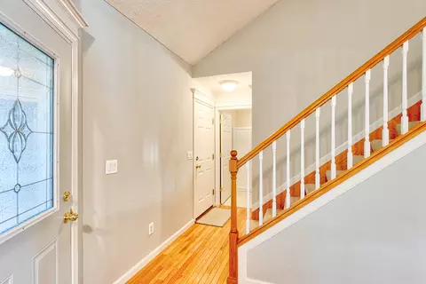 331 Fieldcrest Ct, Normal, IL 61761 photo 3