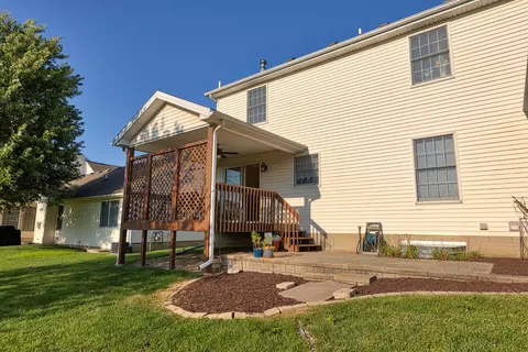 331 Fieldcrest Ct, Normal, IL 61761 photo 32