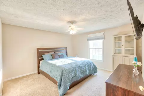 331 Fieldcrest Ct, Normal, IL 61761 photo 17
