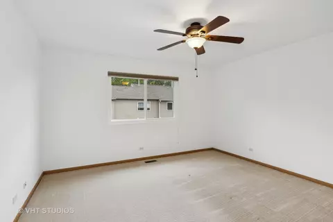 31575 Tall Grass Ct, Lakemoor, IL 60051 photo 10