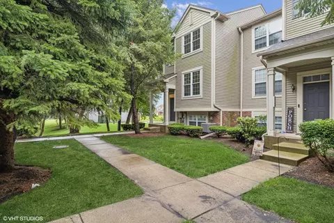 31575 Tall Grass Ct, Lakemoor, IL 60051