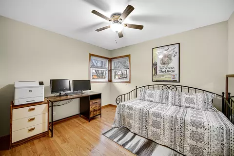 Bedroom - 649 W Ronald Dr, Addison, IL 60101 photo 2 of 4