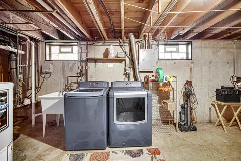 Other - 649 W Ronald Dr, Addison, IL 60101 photo 7 of 8