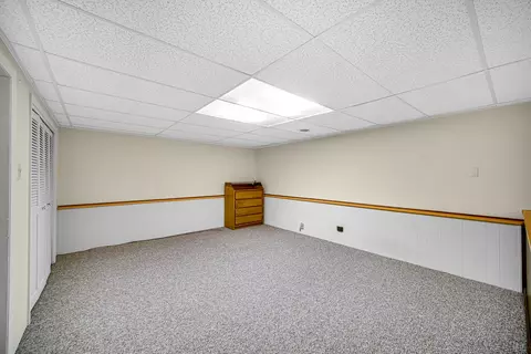 Bedroom - 649 W Ronald Dr, Addison, IL 60101 photo 4 of 4