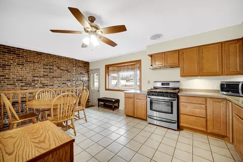 Kitchen - 649 W Ronald Dr, Addison, IL 60101 photo 1 of 3