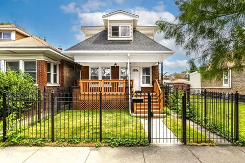 5611 S Fairfield Ave, Chicago, IL 60629