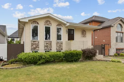 5713 W 88th Pl, Oak Lawn, IL 60453
