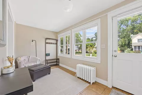 430 E Liberty Dr, Wheaton, IL 60187 photo 9