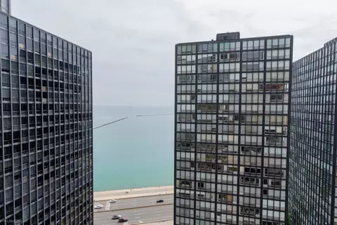 View/Area - 253 E Delaware Pl #23B, Chicago, IL 60611 photo 1 of 4