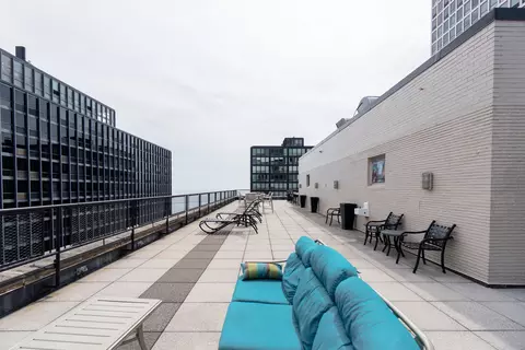 View/Area - 253 E Delaware Pl #23B, Chicago, IL 60611 photo 4 of 4