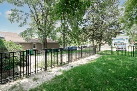 Exterior - 219 E 11th St, Lockport, IL 60441 photo 3 of 8
