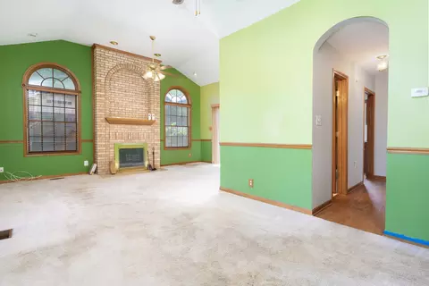Living - 219 E 11th St, Lockport, IL 60441 photo 3 of 4