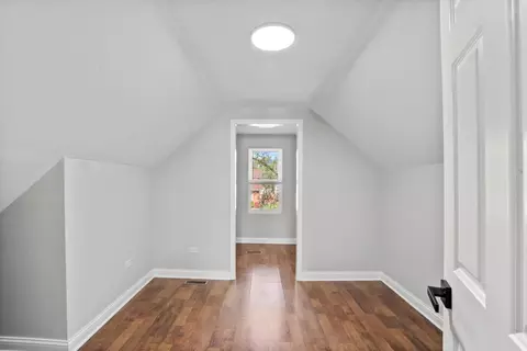 Entry Way - 7920 Garden Ct, Bridgeview, IL 60455 photo 2 of 2