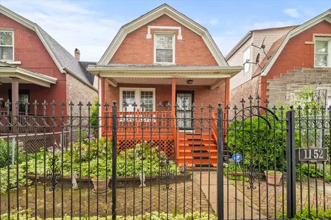 1152 N Kedvale Ave, Chicago, IL 60651