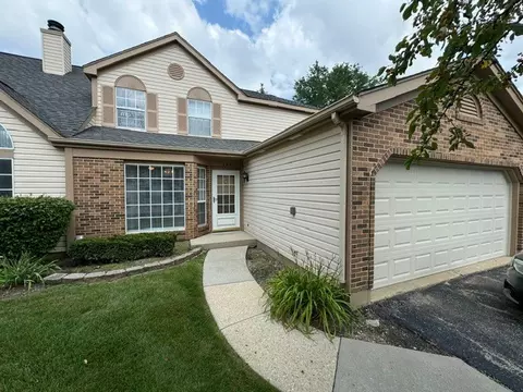 194 Wellington Cir, Gurnee, IL 60031