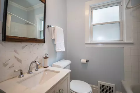 914 Beloit Ave, Forest Park, IL 60130 photo 14