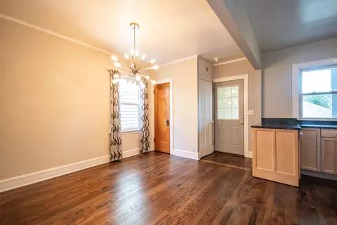 914 Beloit Ave, Forest Park, IL 60130 photo 8