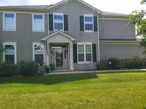 150 Durango Dr, Gilberts, IL 60136