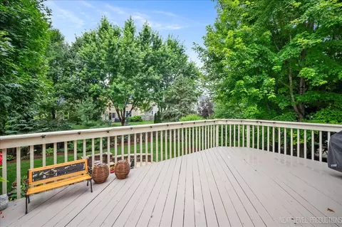 1448 Eagle Brook Dr, Geneva, IL 60134 photo 36