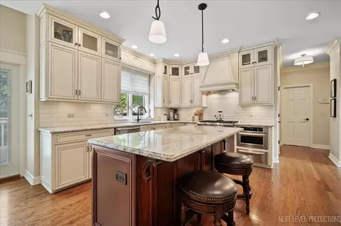 1448 Eagle Brook Dr, Geneva, IL 60134 photo 10