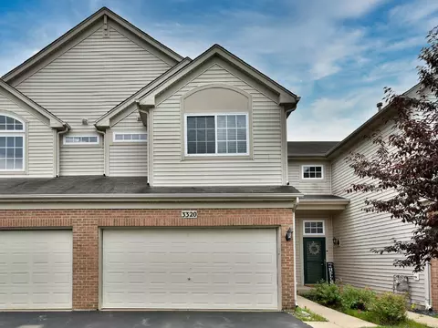 3320 Blue Ridge Dr, Carpentersville, IL 60110