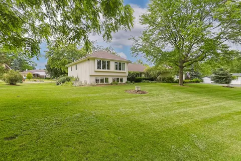 0 N380 Silverleaf Blvd, Wheaton, IL 60187 photo 2
