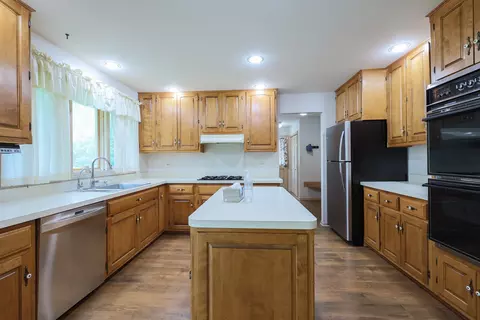 0 N380 Silverleaf Blvd, Wheaton, IL 60187 photo 22