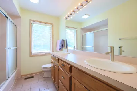 0 N380 Silverleaf Blvd, Wheaton, IL 60187 photo 16