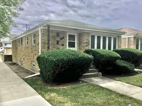 4333 W 55th St, Chicago, IL 60632