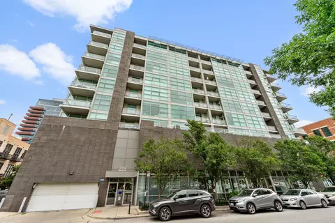 225 S Sangamon St #311, Chicago, IL 60607