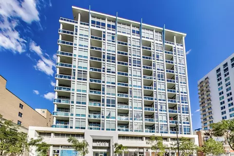 1819 S Michigan Ave #601, Chicago, IL 60616