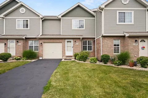 3490 Cerena Ct, Aurora, IL 60504