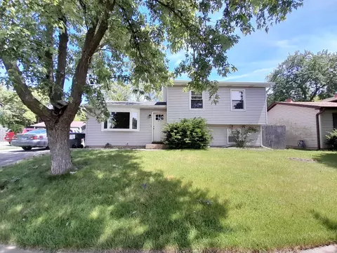 917 Lorelei Dr, Zion, IL 60099