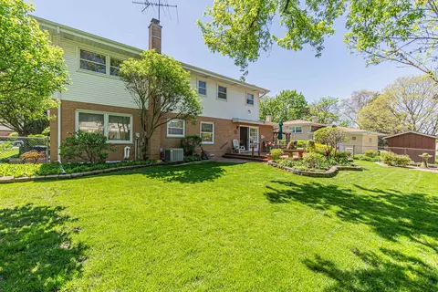 2008 W Mark Ter, Mount Prospect, IL 60056 photo 31