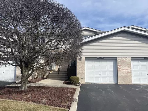 15945 Ashford Ct, Tinley Park, IL 60477
