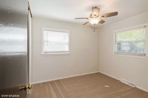 3203 Terrace Dr, Mchenry, IL 60050 photo 9