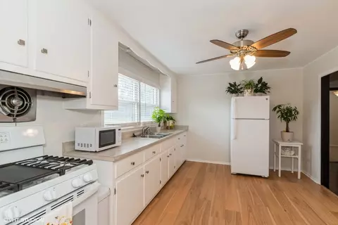 3203 Terrace Dr, Mchenry, IL 60050 photo 7