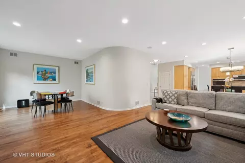 2011 Wright Blvd, Buffalo Grove, IL 60089 photo 8