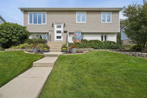 16349 Olcott Ave, Tinley Park, IL 60477