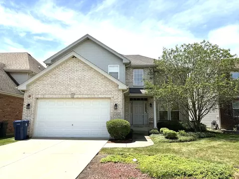104 Lawrence Ln, Matteson, IL 60443