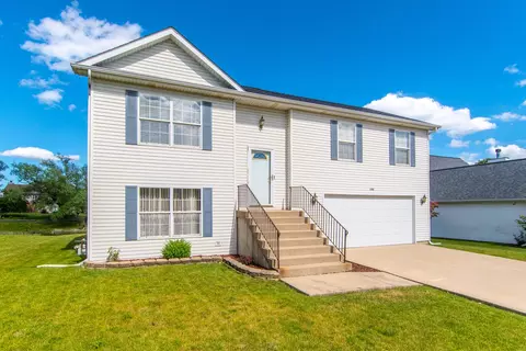 1100 Ann St, Joliet, IL 60435