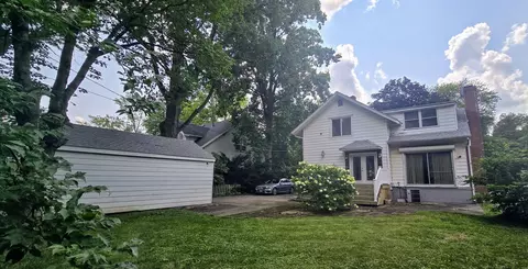 508 N Edwin St, Champaign, IL 61821 photo 13