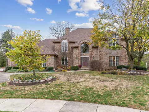 2268 Hidden Creek Ct, Lisle, IL 60532