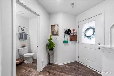 Entry Way - 3842 Monterey Cir, Algonquin, IL 60102 photo 1 of 8