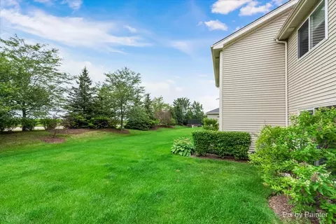 Exterior - 3842 Monterey Cir, Algonquin, IL 60102 photo 6 of 6